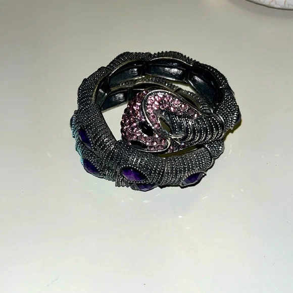 VINTAGE | Cobra Bracelet!! - Picture 2 of 6